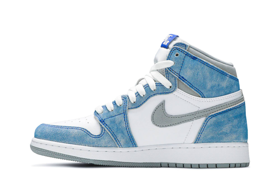 AIR JORDAN 1 RETRO HIGH OG ‘HYPER ROYAL