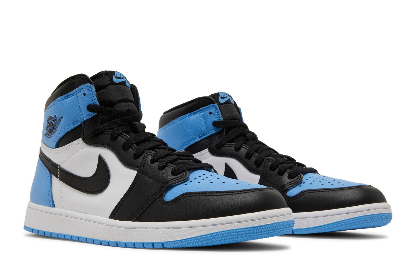 AIR JORDAN 1 RETRO HIGH OG ‘UNC TOE’