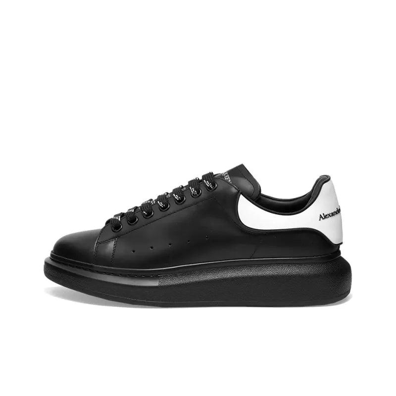 ALEXANDER MCQUEEN OVERSIZED BLACK WHITE TAB