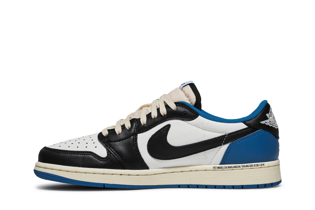 FRAGMENT DESIGN X TRAVIS SCOTT X AIR JORDAN 1 RETRO LOW