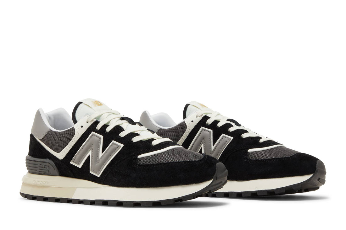 NEW BALANCE 574 ‘BLACK’