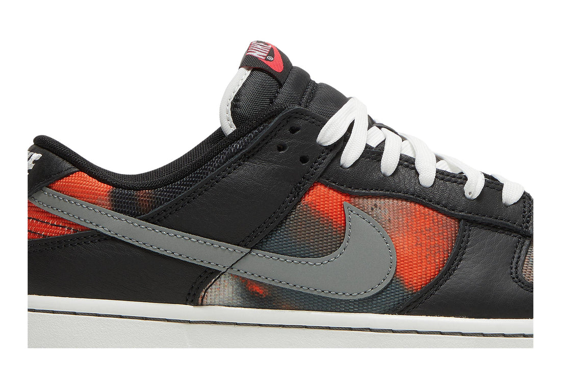 NIKE DUNK LOW ‘GRAFFITI – RED’