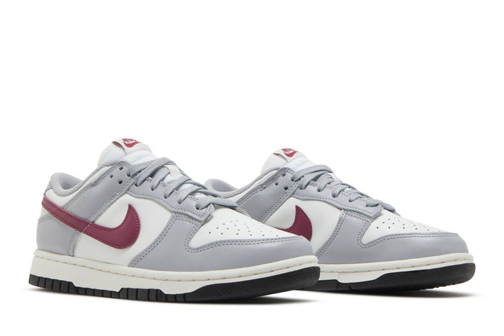 NIKE DUNK LOW ‘PALE IVORY REDWOOD’