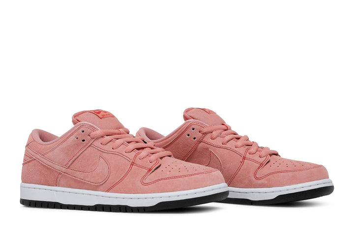 NIKE SB DUNK LOW ‘PINK PIG’