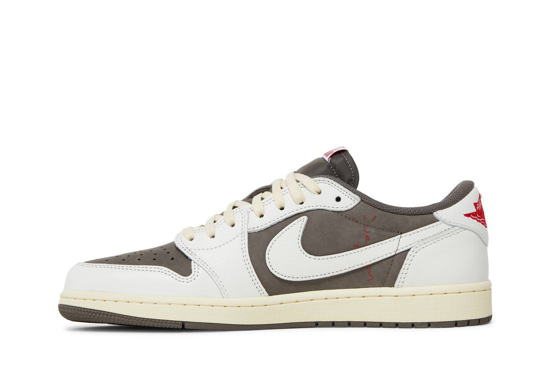 TRAVIS SCOTT X AIR JORDAN 1 RETRO LOW OG ‘REVERSE MOCHA’